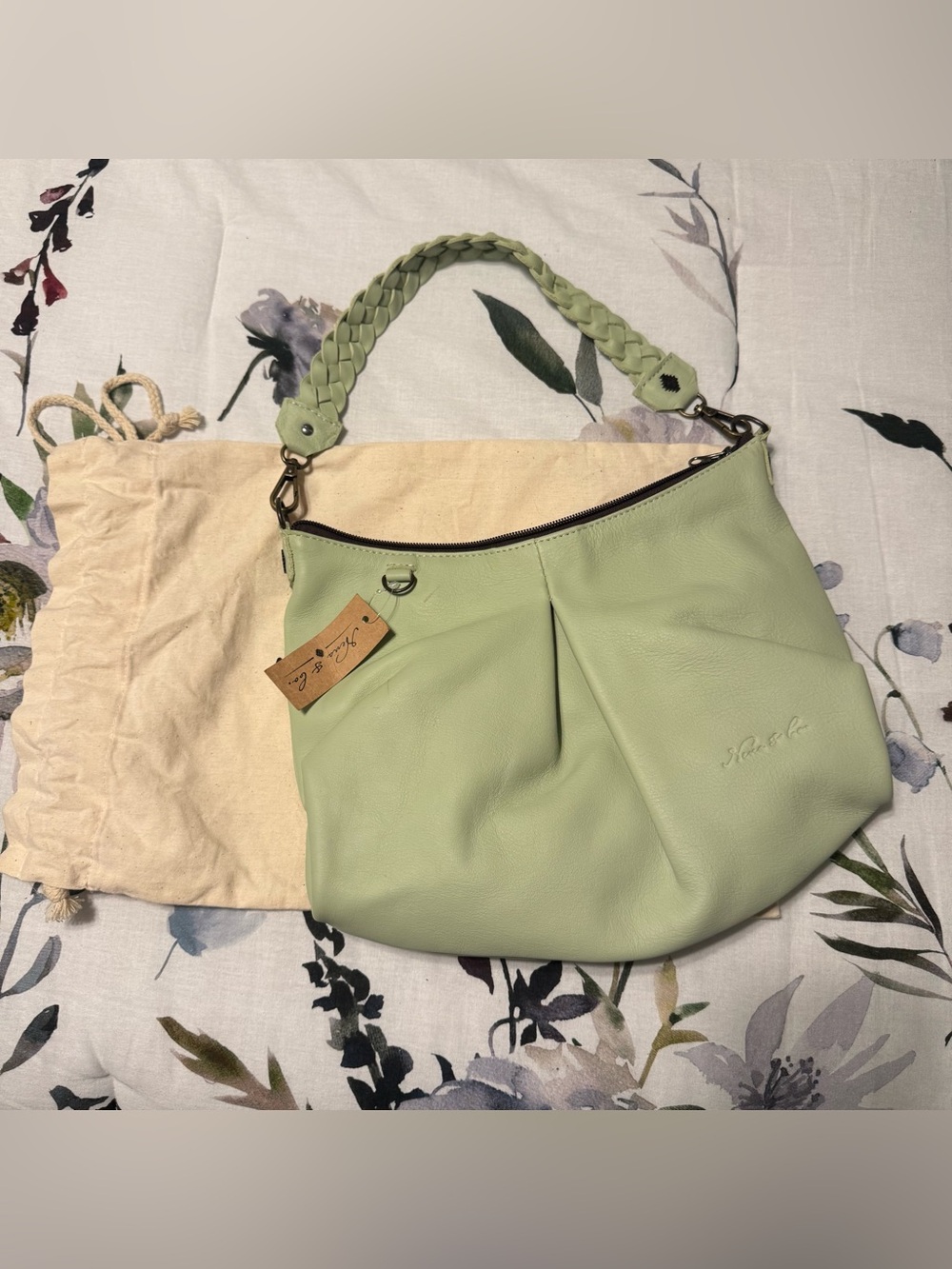 Nena Pistachio Green Small Expedition